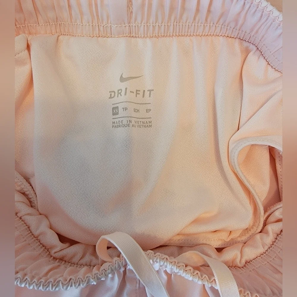 Nike Dri-fit Girls shorts XS